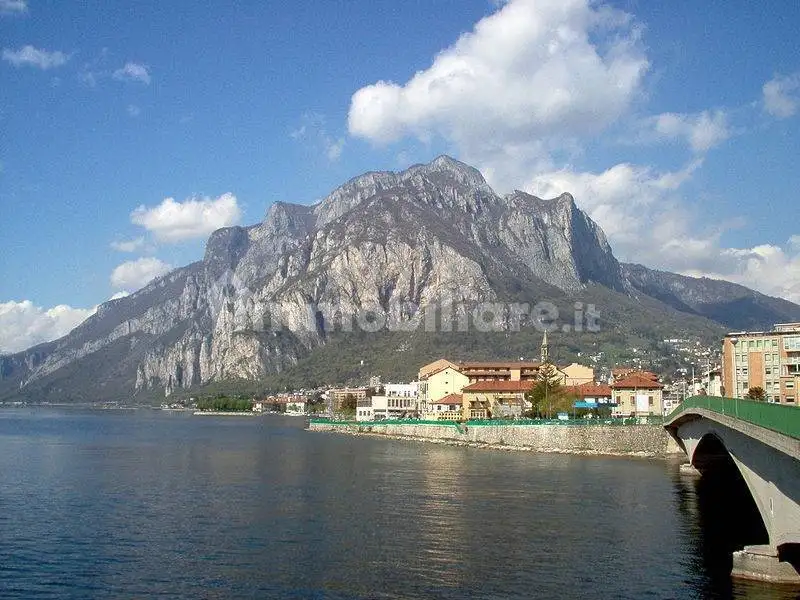 Bilocale via XXV aprile 16, Centro, Esino Lario - foto 2