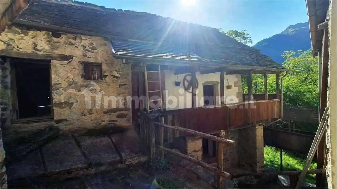 Baita Località Ielmala, snc, Calasca-Castiglione - foto 2