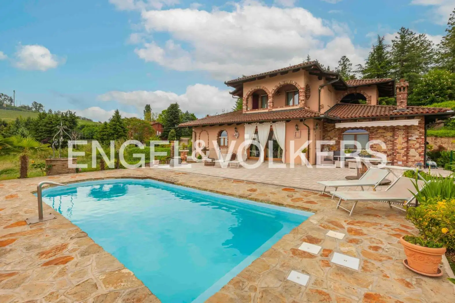 Villa in vendita a Mango