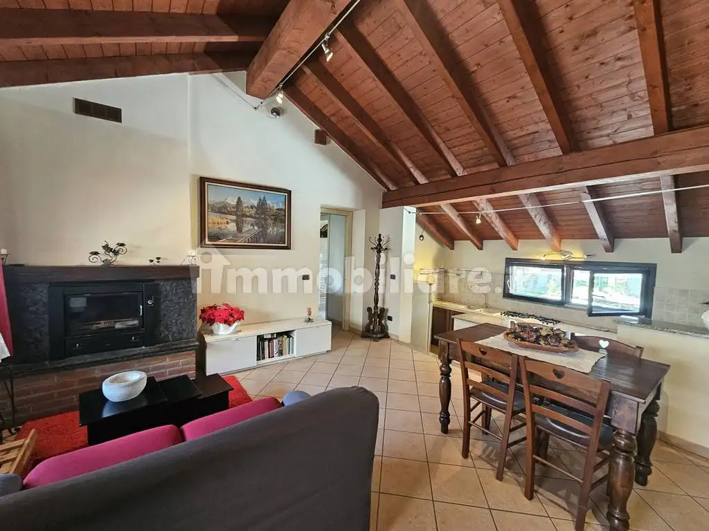 Villa in vendita a Sozzago