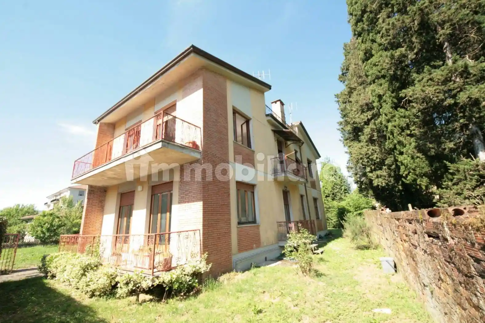 Villa in vendita a Villafranca in Lunigiana