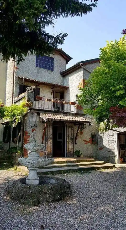 Rustico - Casale in vendita a Stradella