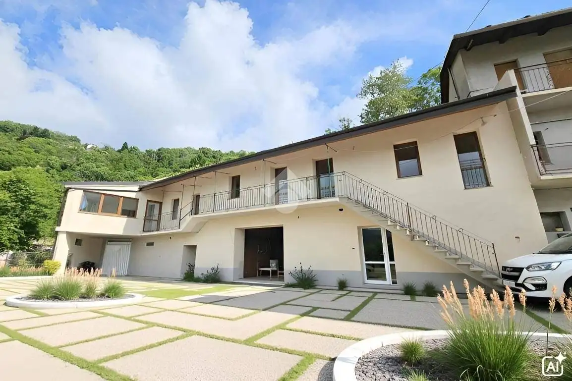 Casa indipendente in vendita a Prarostino