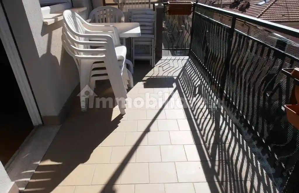 Quadrilocale via Giacomelli 15, Centro, Follonica - foto 3