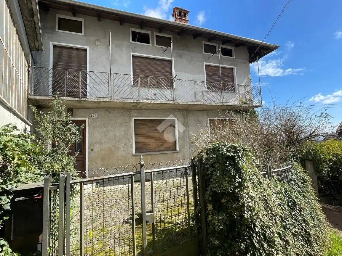 Villa in vendita a Valdilana