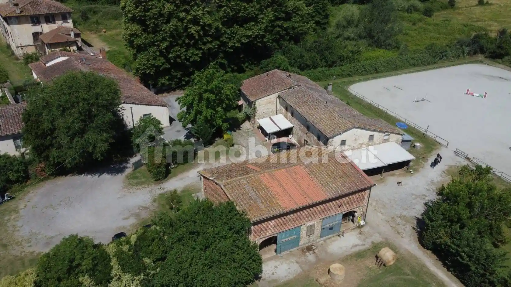 Casa colonica via Tazzerina e Sardigna 12, Barile - Spazzavento, Pistoia - foto 2