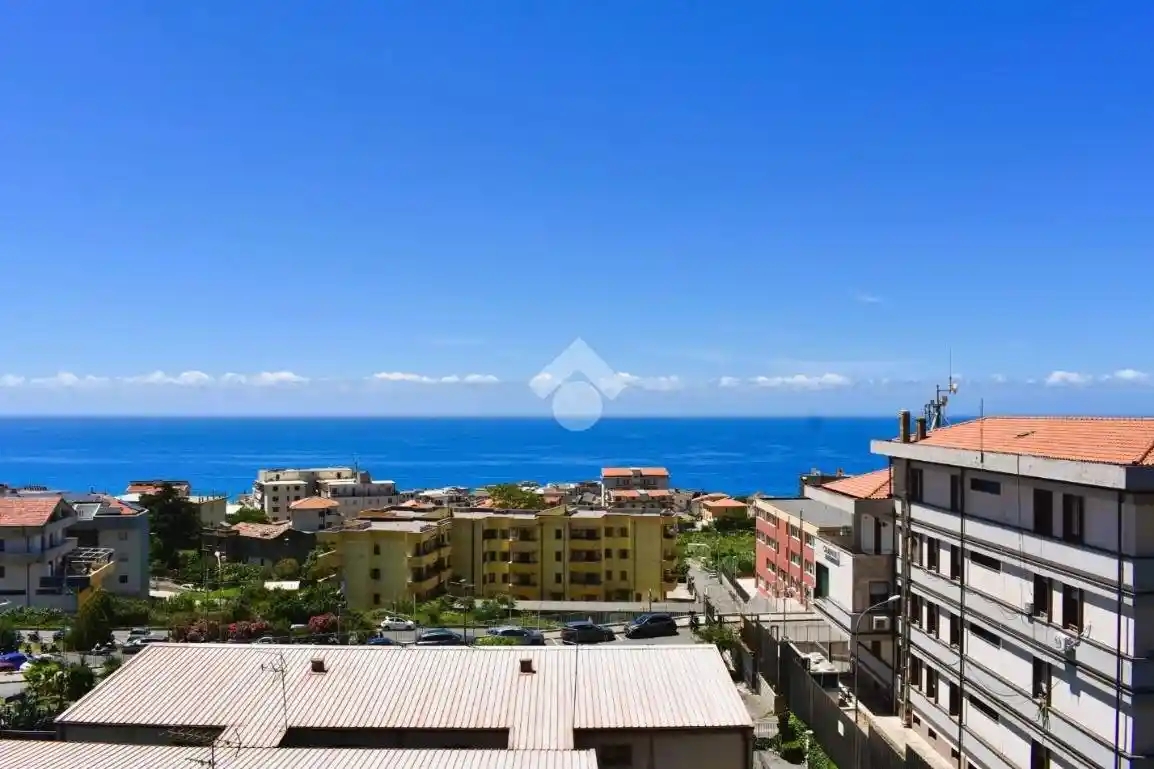 Bilocale largo Carlo Pisacane 2, Centro, Paola - foto 2