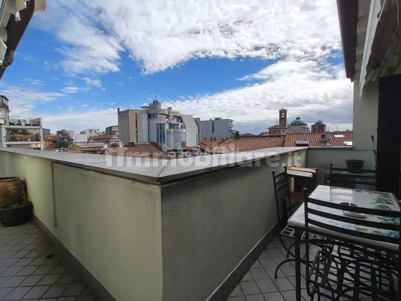 Trilocale ottimo stato, quarto piano, Centro, Gallarate - foto 2