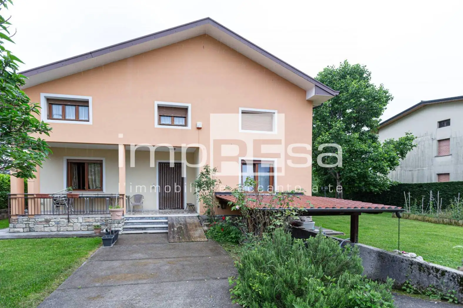 Villa in vendita a Montereale Valcellina