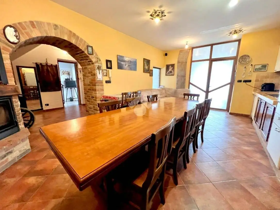 Villa unifamiliare via salita alla Torre 5, Centro, Albugnano - foto 3