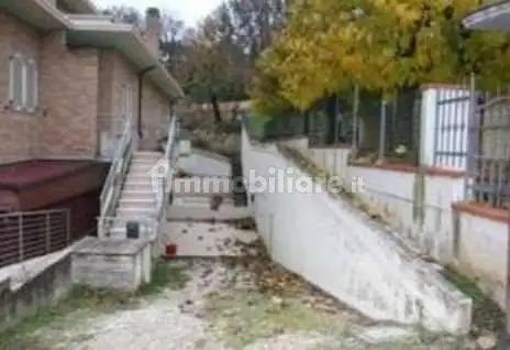 Appartamento in asta a Petriano