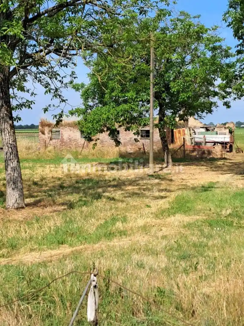 Rustico - Casale in vendita a Cadelbosco di Sopra