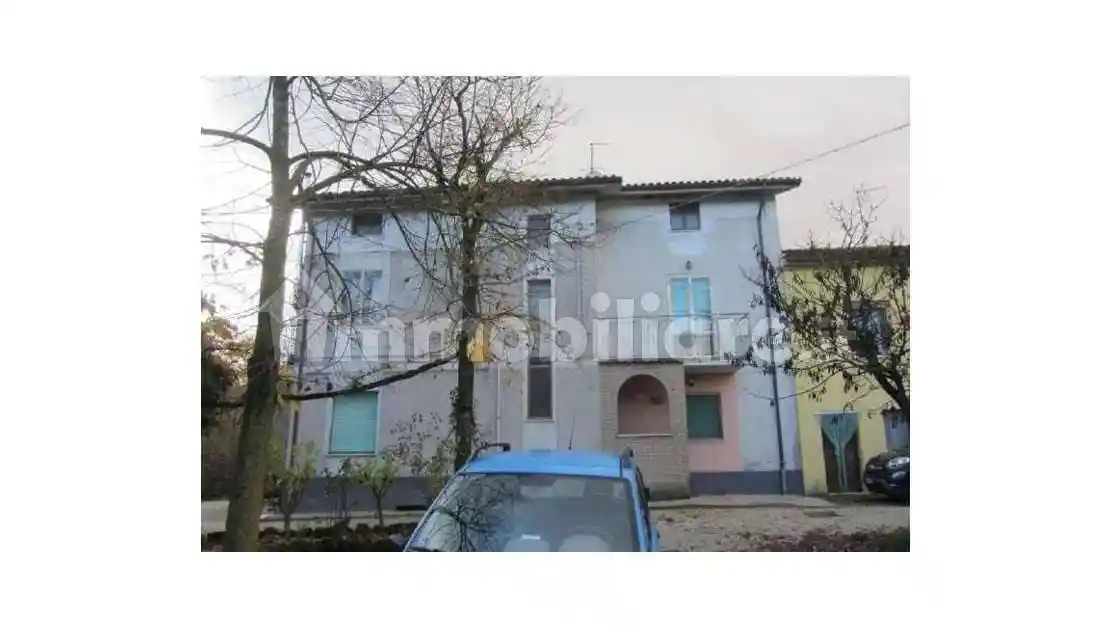 Villa in vendita a Pergola