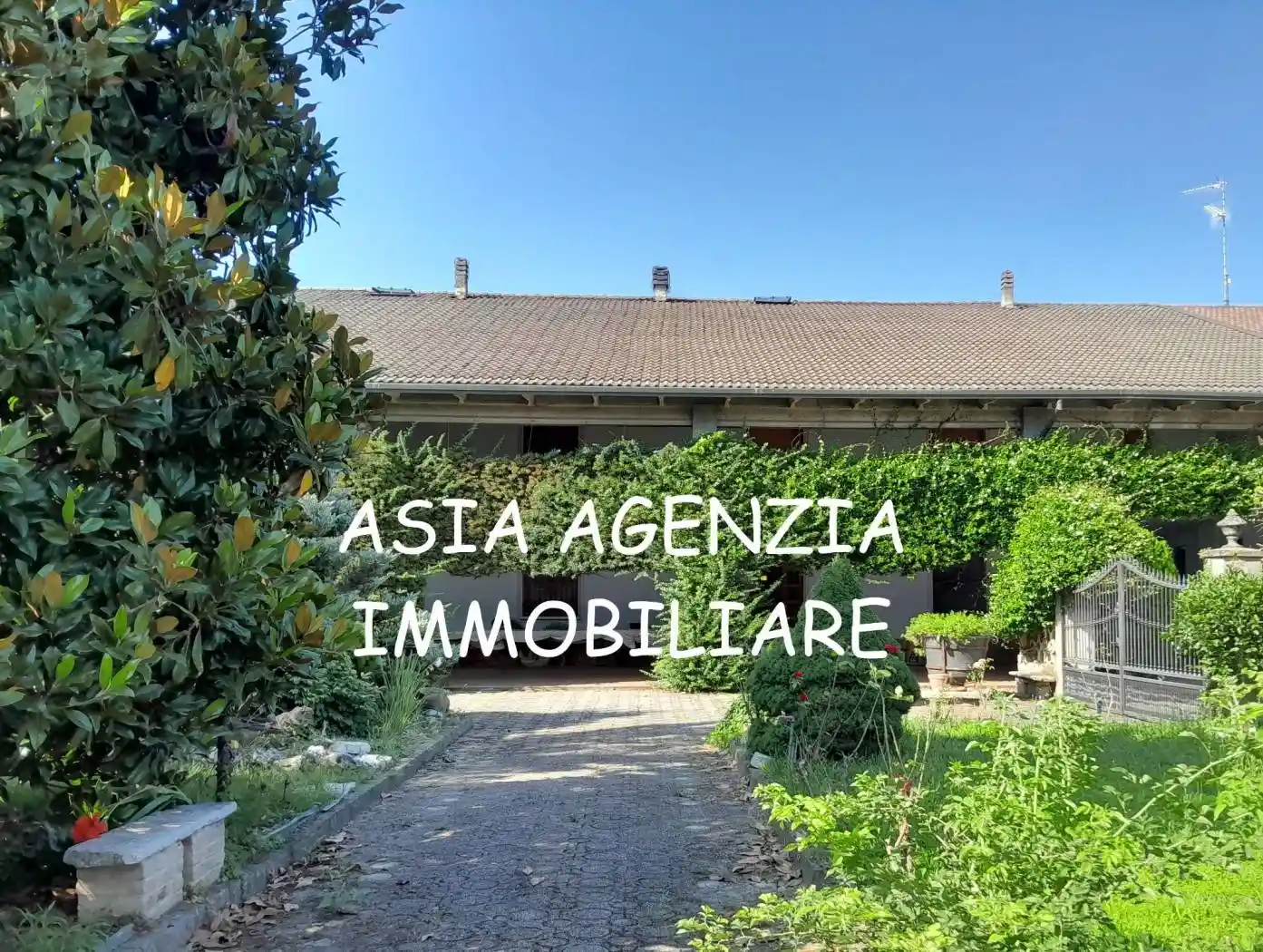 Casa indipendente in vendita a Borgo San Giacomo