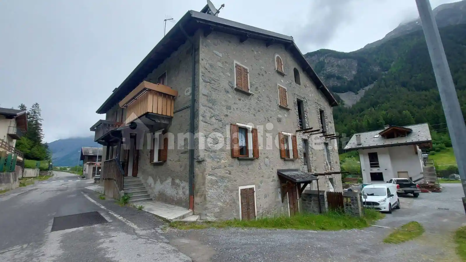 Appartamento in vendita a Valdisotto