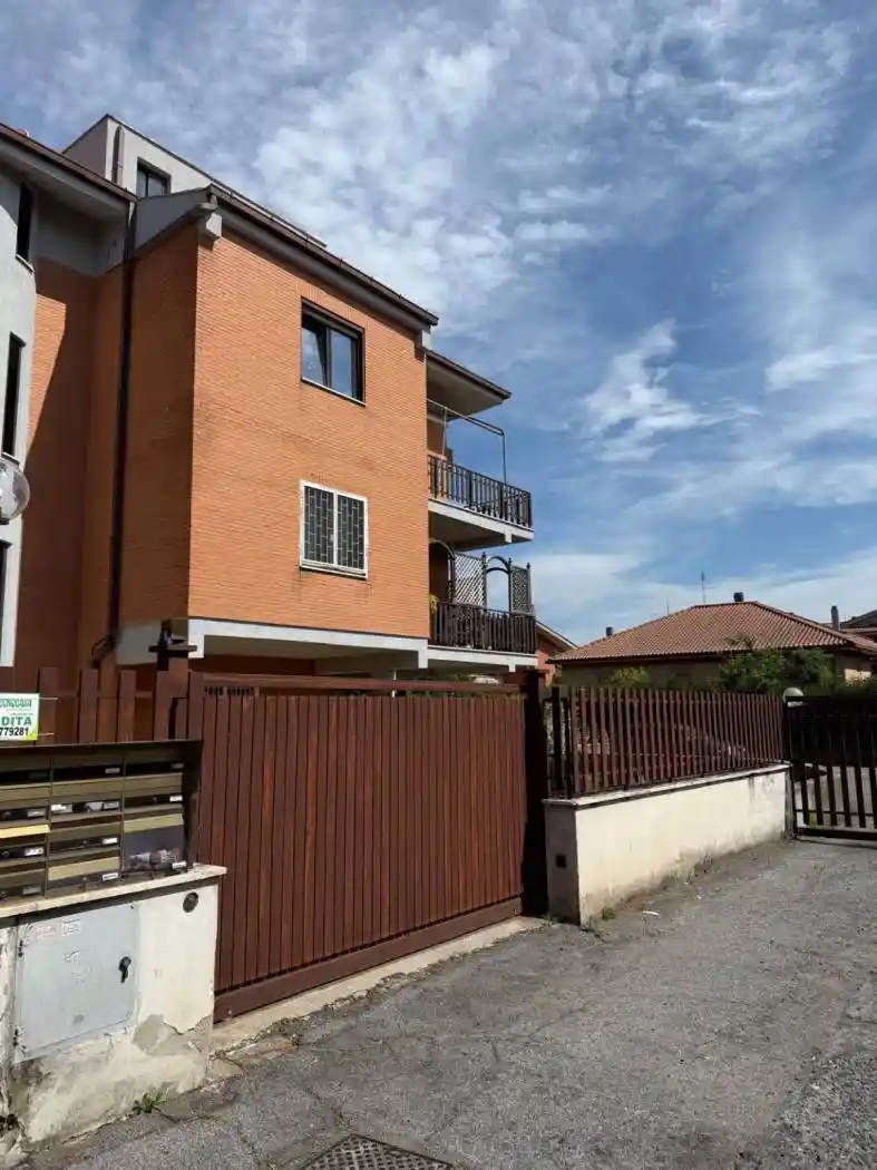 Trilocale via di Torre Morena 92/M, Morena, Roma - foto 3