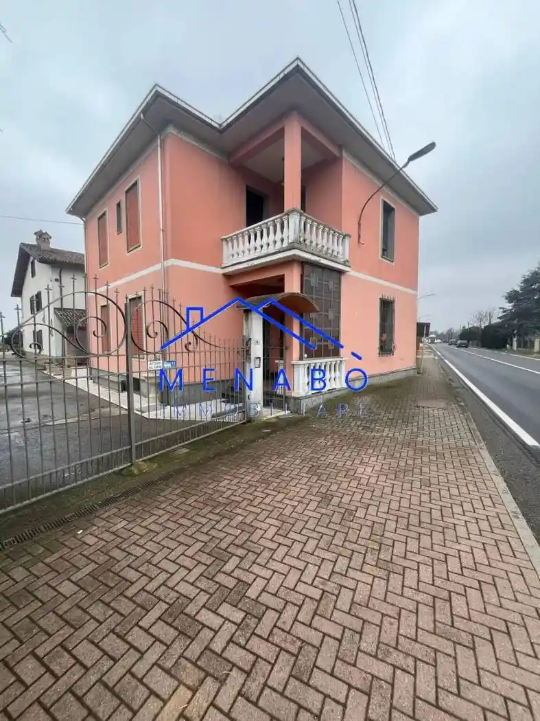 Villa in vendita a Alessandria