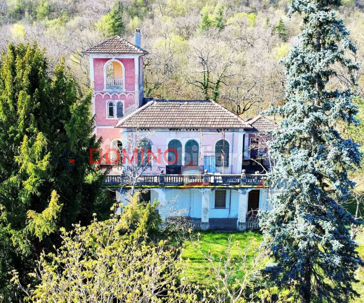 Villa in vendita a Luco dei Marsi