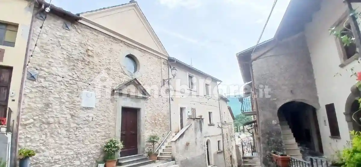 Casa indipendente in vendita a Petrella Salto