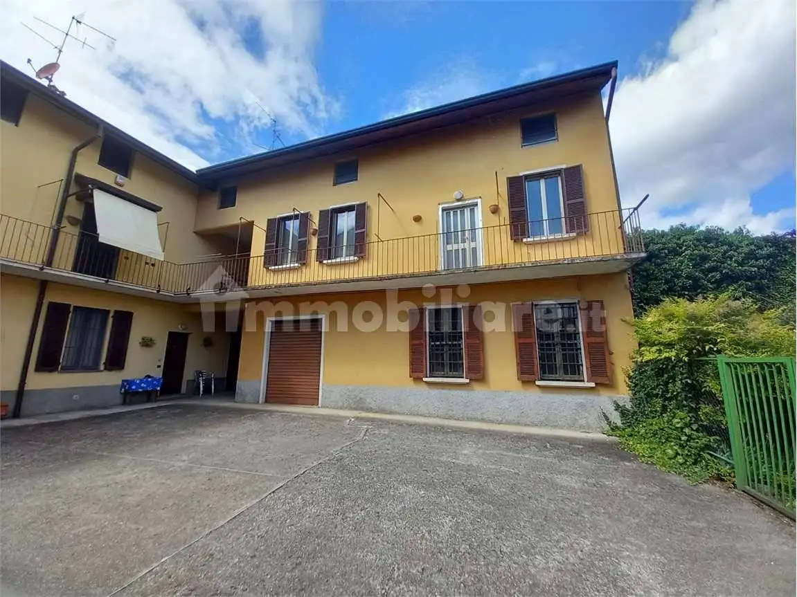 Casa indipendente in vendita a Ronco Briantino