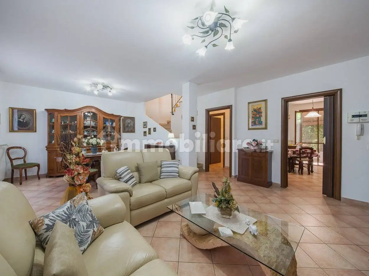 Villetta a schiera in vendita a Cascina