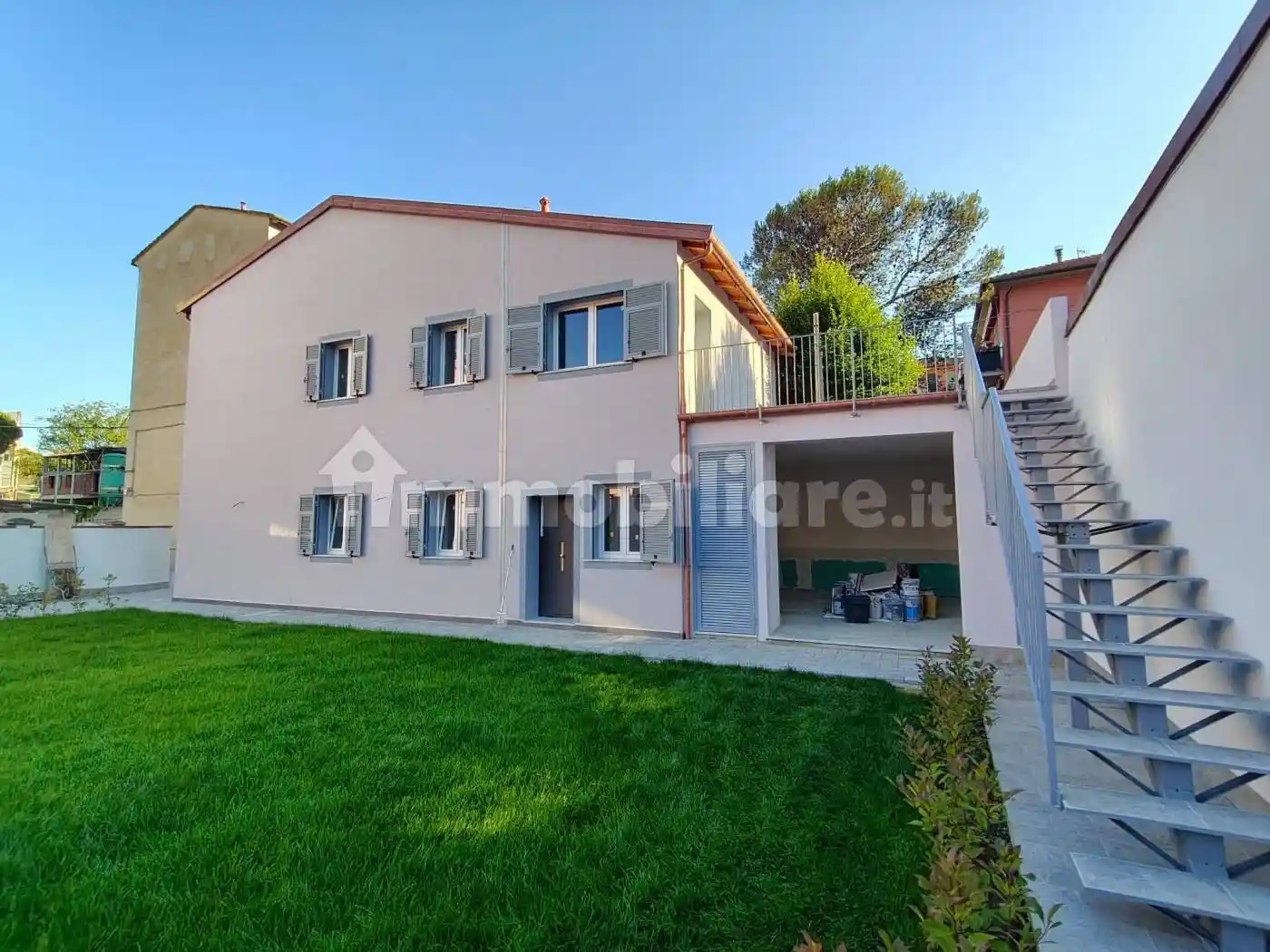 Villa in vendita a La Spezia