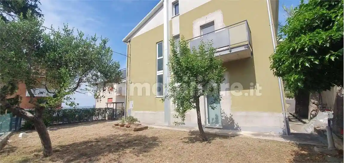 Villa bifamiliare, ottimo stato, 264 m², San Giuseppe, Jesi - foto 3