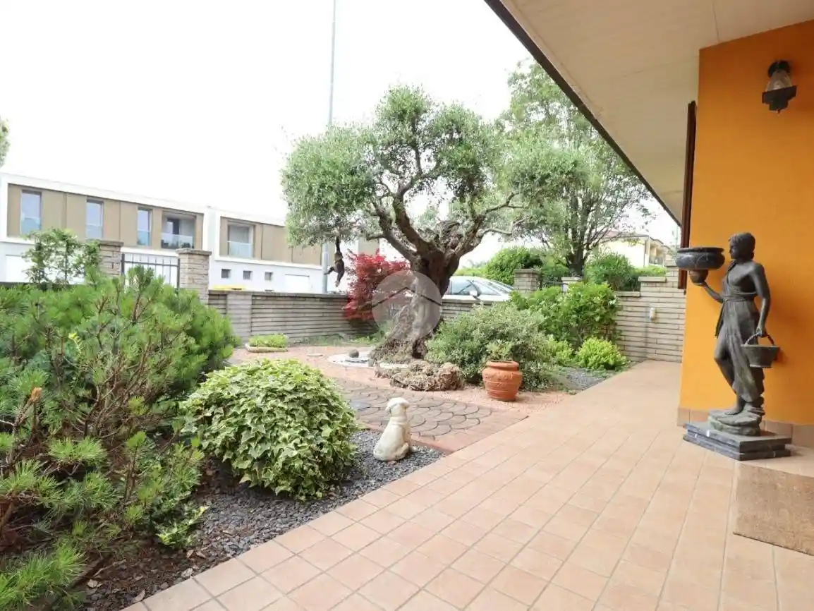 Villa bifamiliare via Martin Luther King 5, San Giorgio Bigarello - foto 2