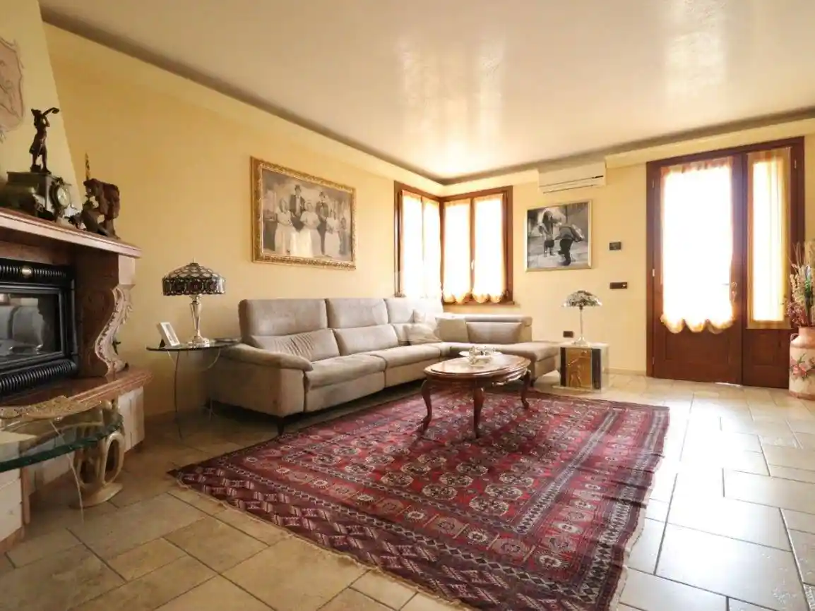 Villa bifamiliare via Martin Luther King 5, San Giorgio Bigarello - foto 4