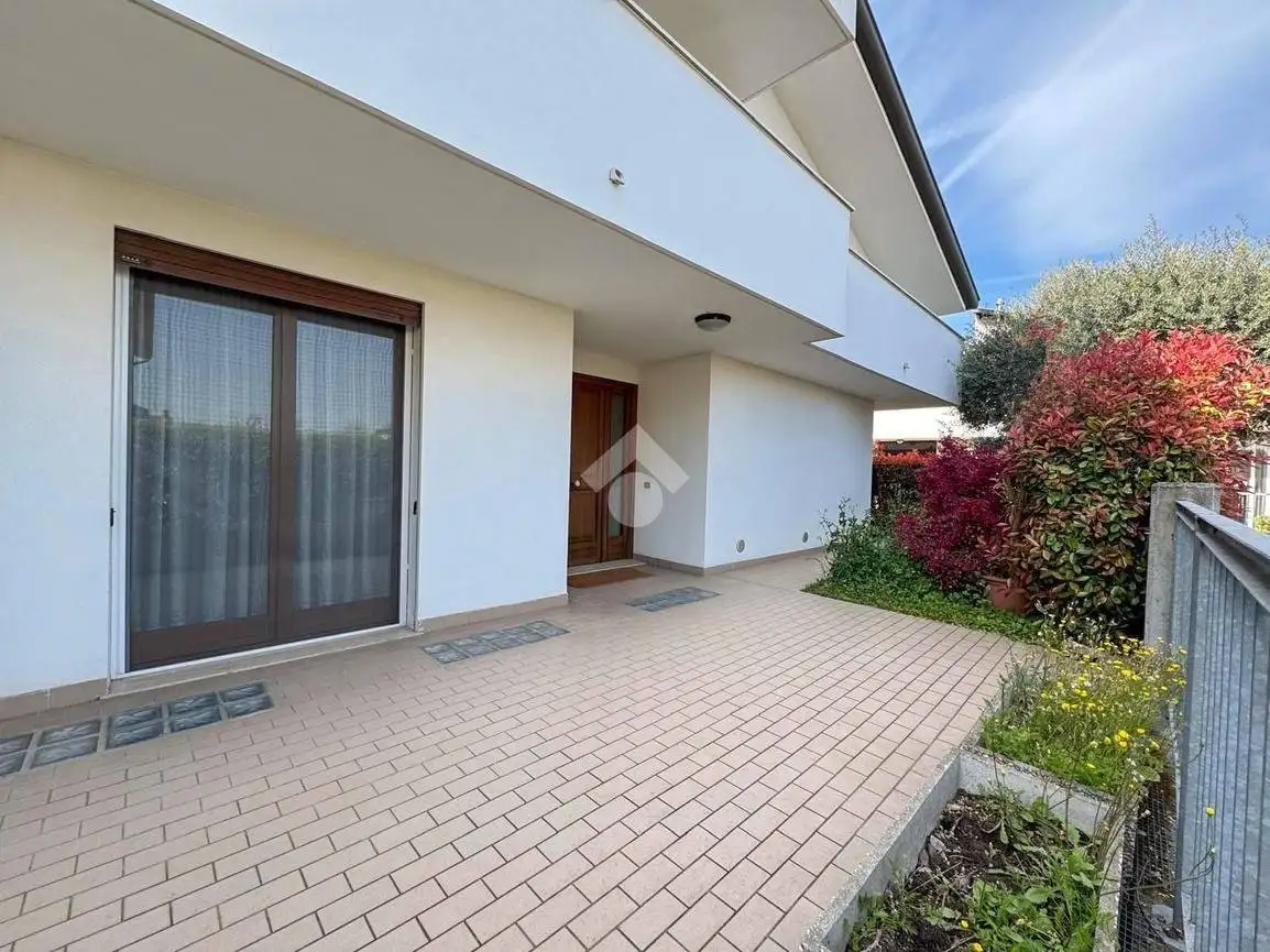 Villa in vendita a Due Carrare