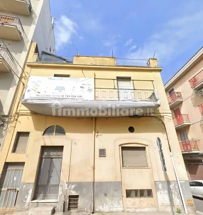 Palazzo - Edificio in vendita a Altamura