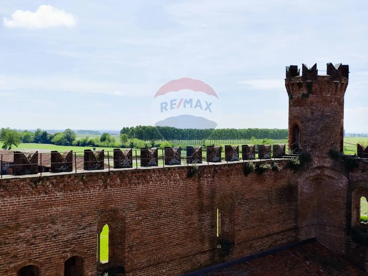 Palazzo - Edificio in vendita a Buriasco