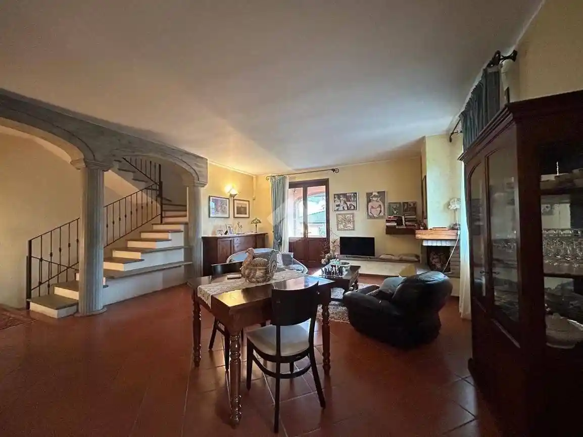 Villa in vendita a Castell'Arquato