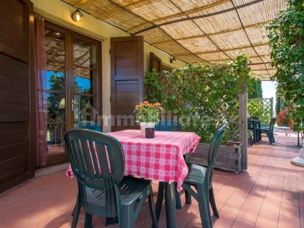 Appartamento in vendita a Cecina