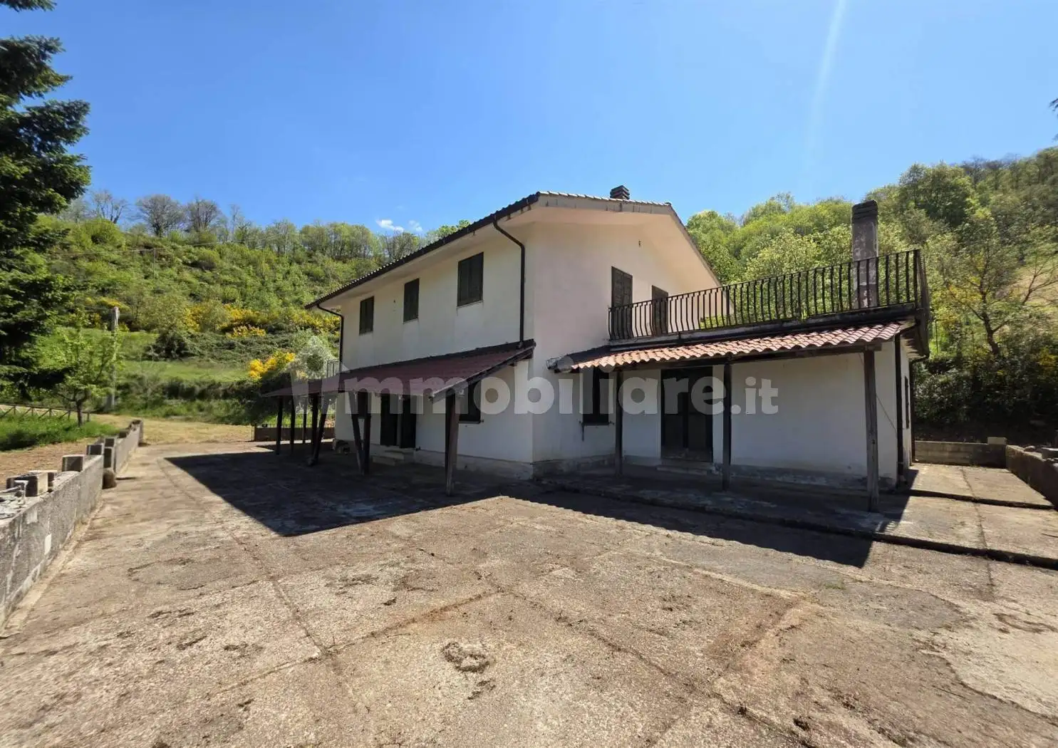 Villa in vendita a Rogliano