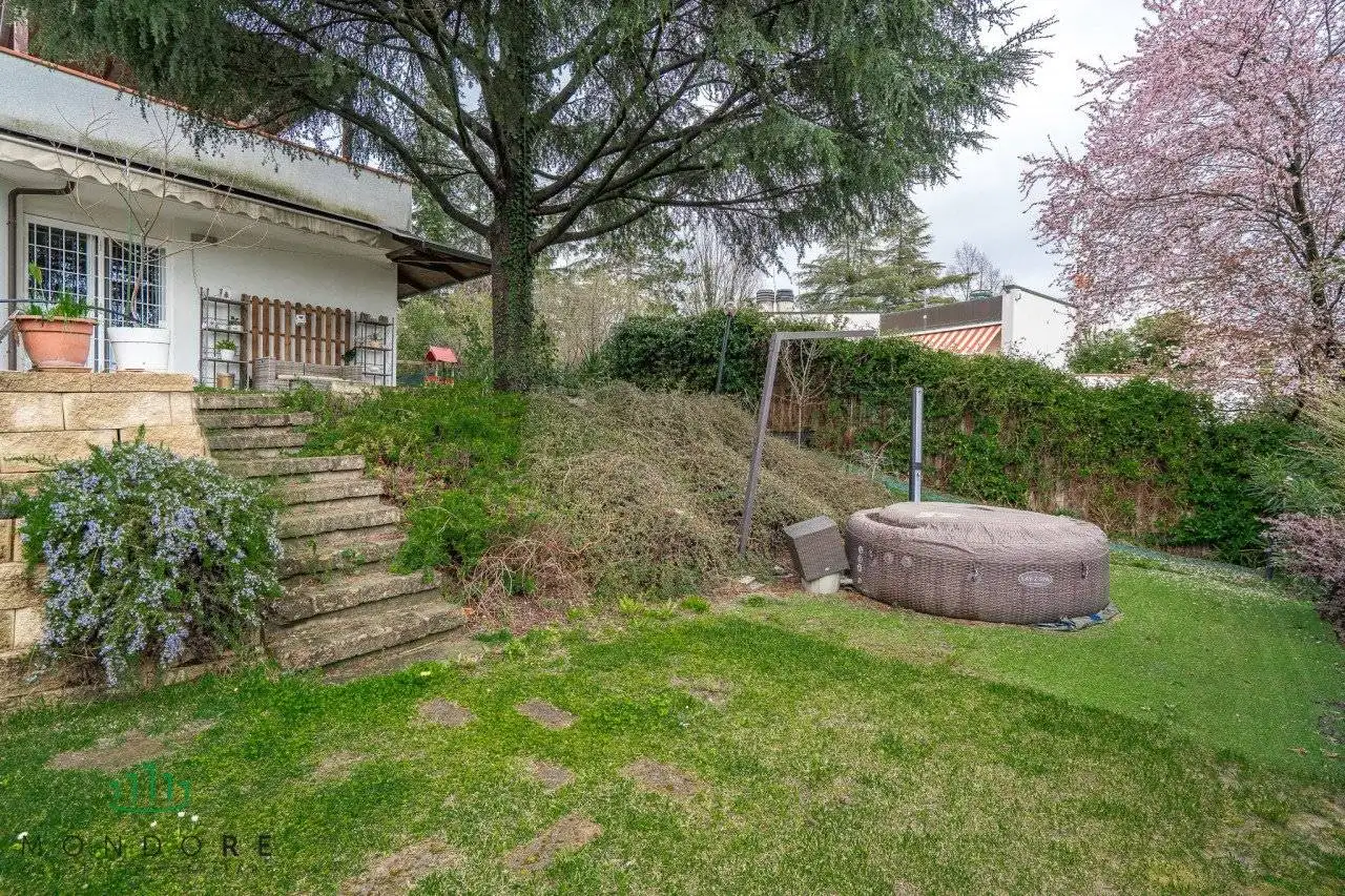 Villa in vendita a Monte San Pietro