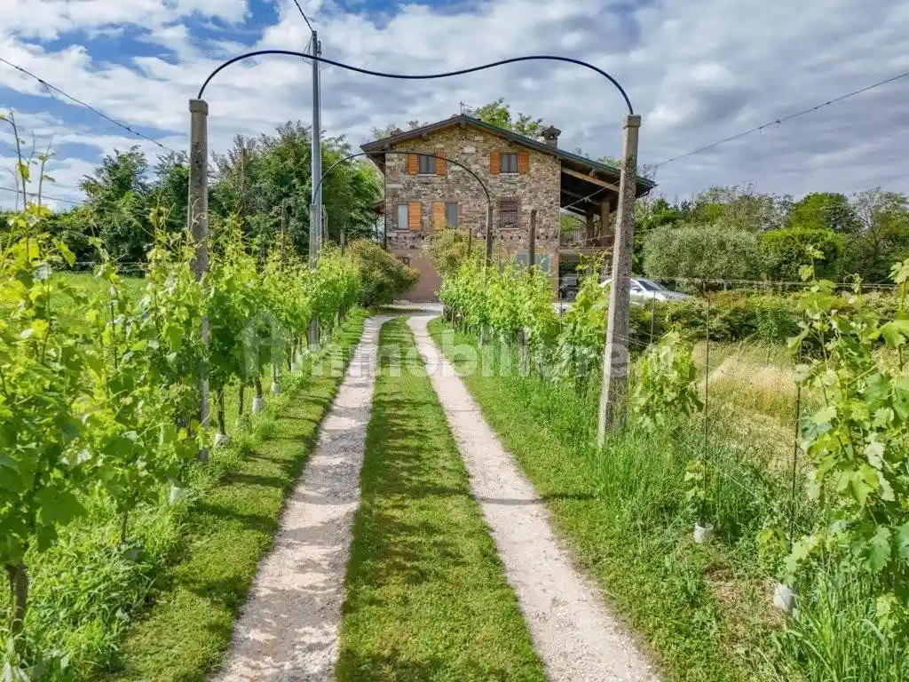 Villa in vendita a Calcinato
