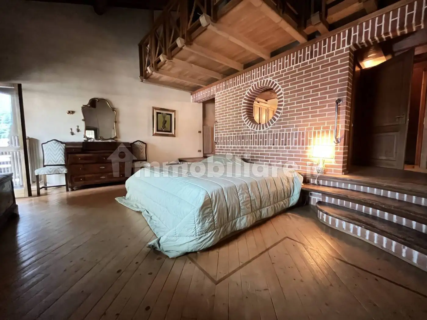 Palazzo - Edificio in vendita a Besenello