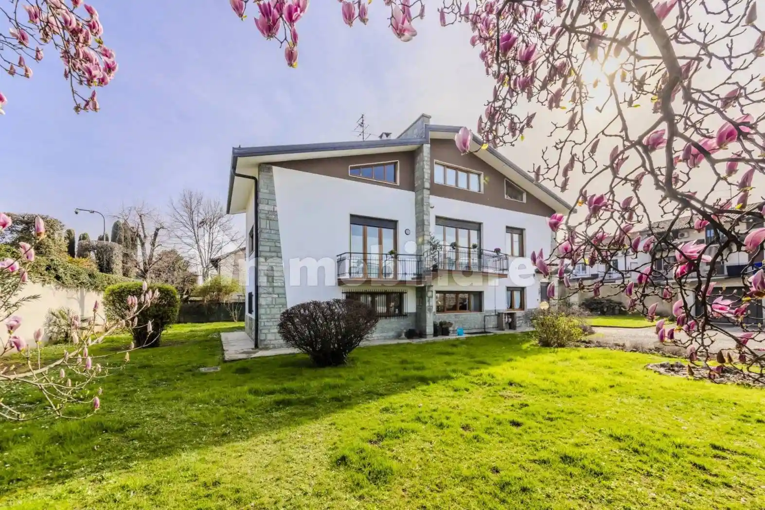 Villa in vendita a Lainate