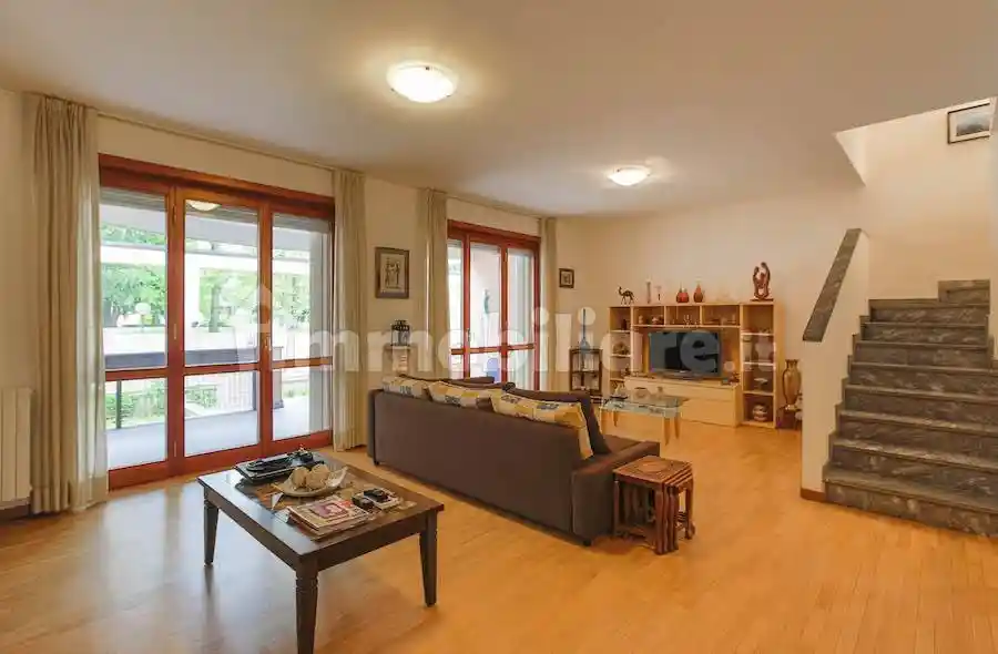 Villa a schiera 5 locali, buono stato, Milano Due, Segrate - foto 2