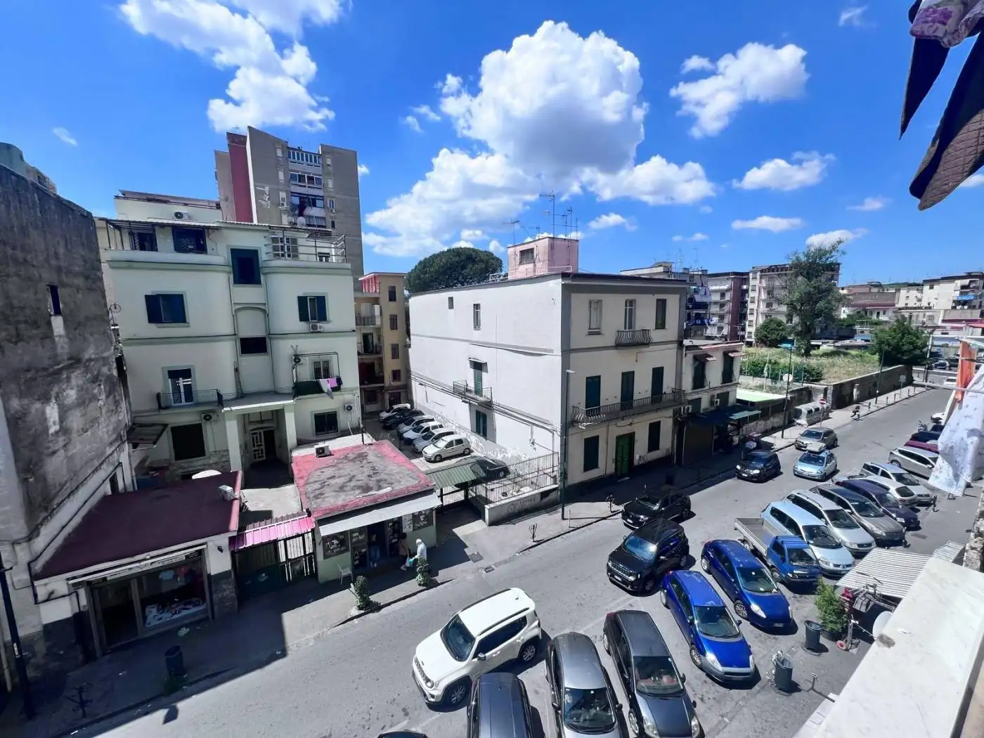 Appartamento in vendita a Napoli