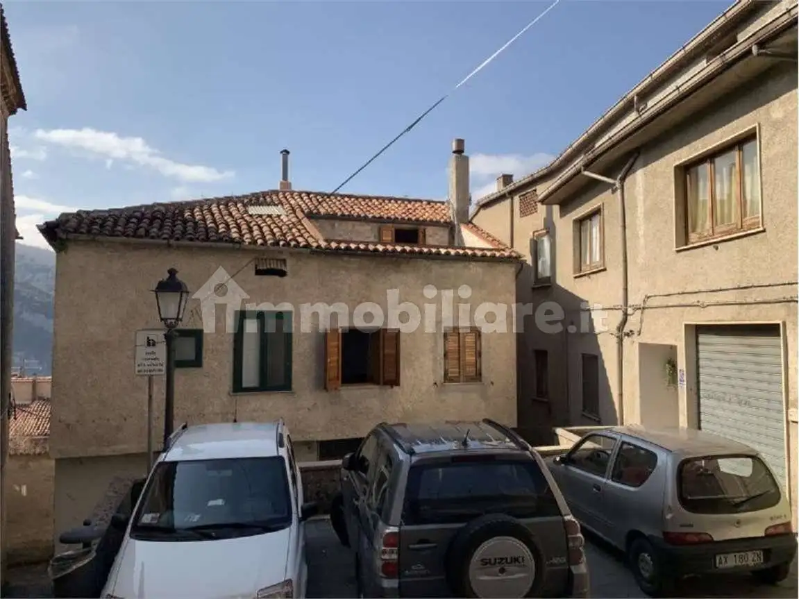 Appartamento in vendita a Laurino