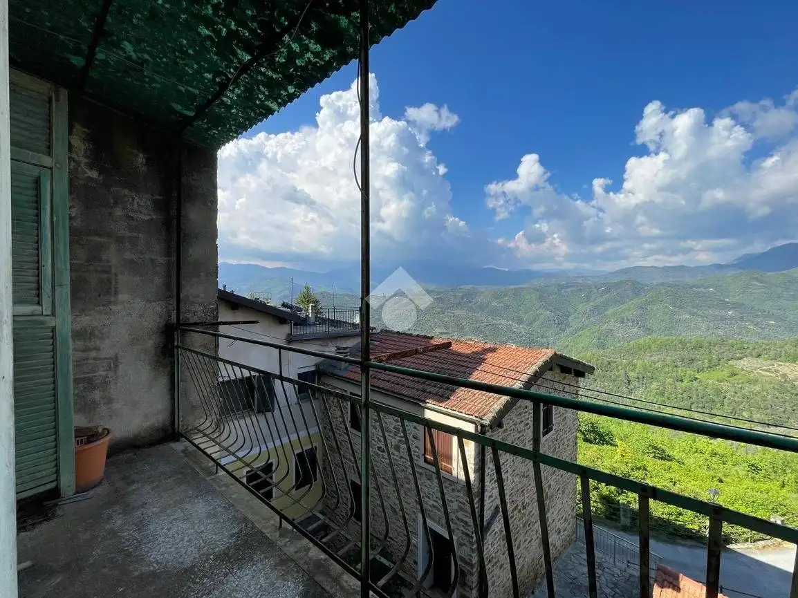 Appartamento in vendita a Perinaldo