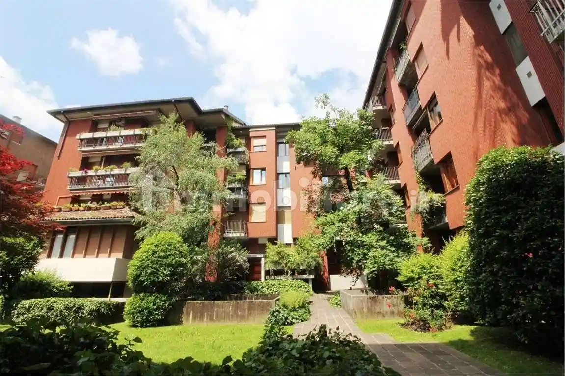 Appartamento in vendita a Bergamo