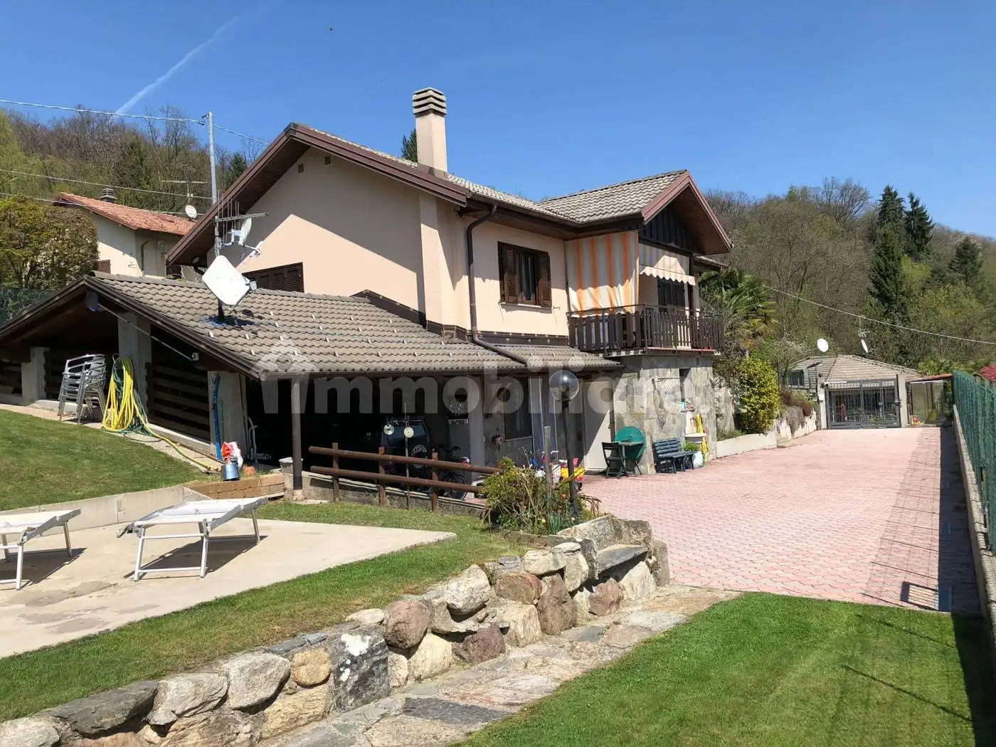 Villa in vendita a Cugliate-Fabiasco