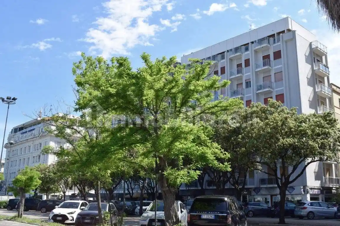 Trilocale piazza 1 Maggio, Piazza Salotto - Corso Umberto, Pescara - foto 2