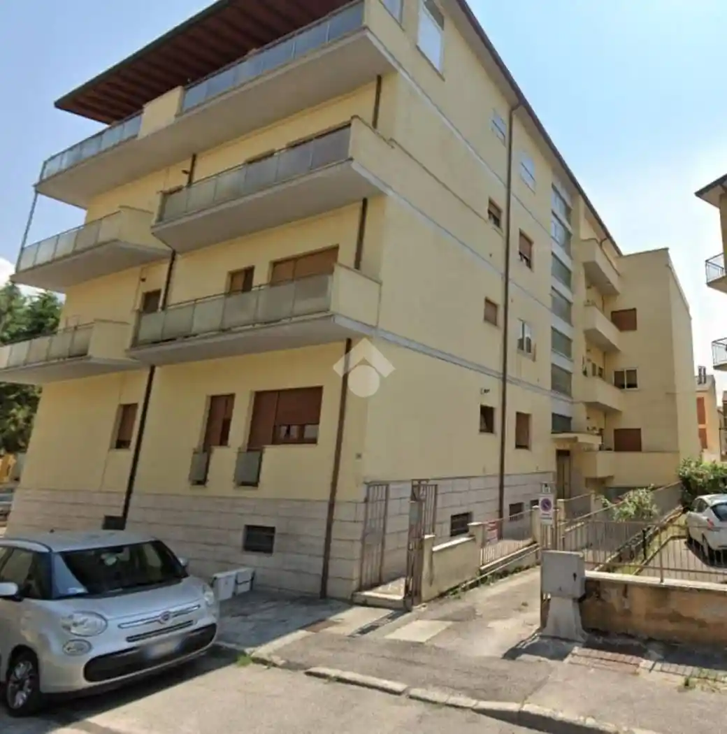 Quadrilocale via Leone Marsicano 18, Centro, Avezzano - foto 2