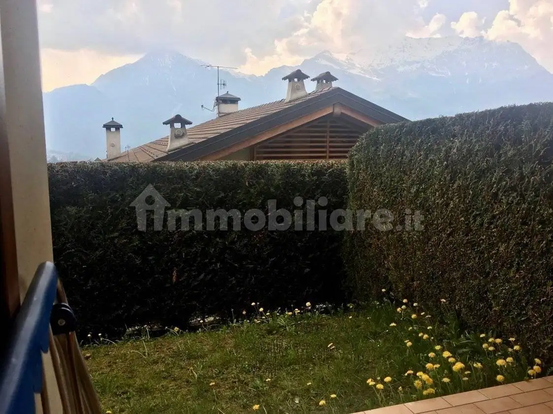 Bilocale viale delle Grigne 46, Cassina Valsassina