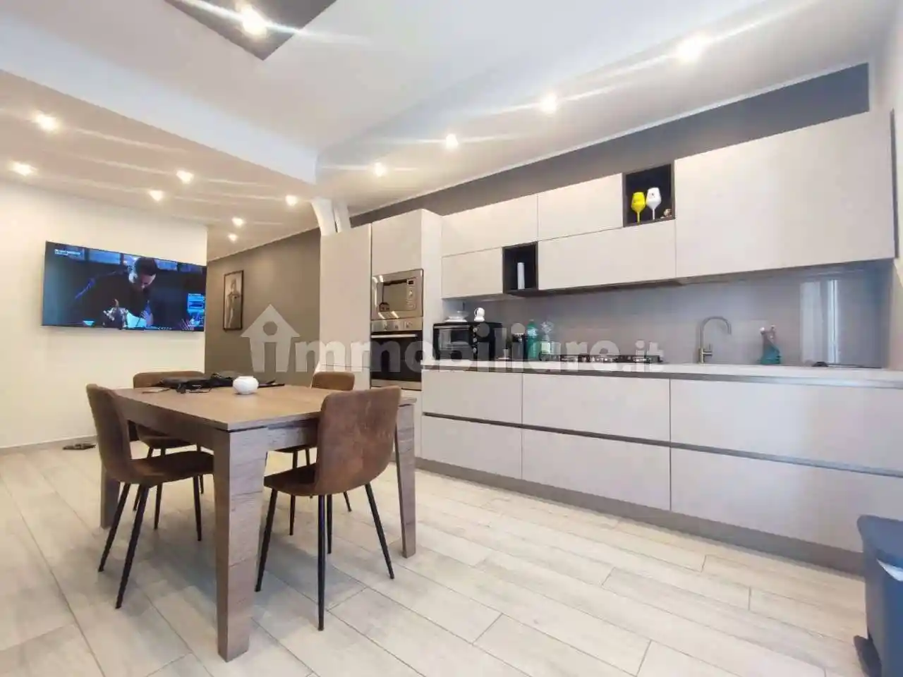 Appartamento in vendita a Taranto