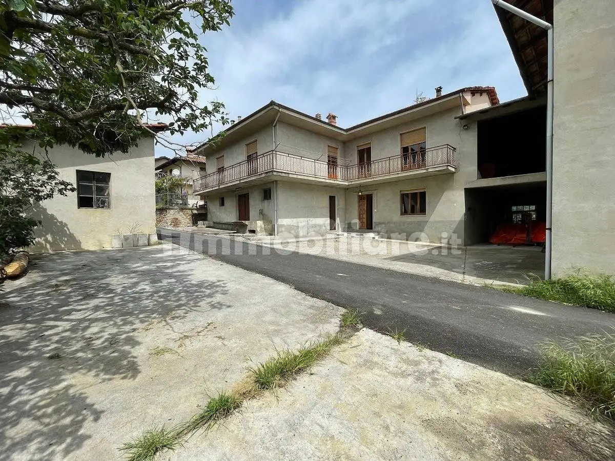 Rustico - Casale in vendita a Vesime